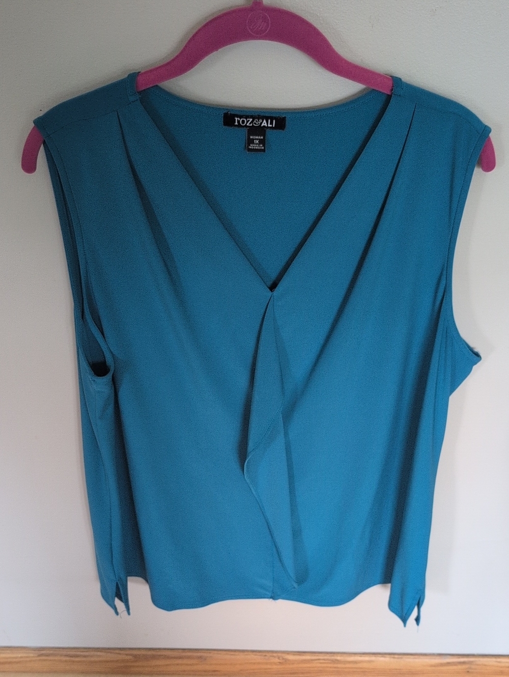 Roz & Ali Teal V-Neck Sleeveless Draped Camisole